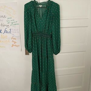 Green V-Neck Bishop Sleeve Sundress